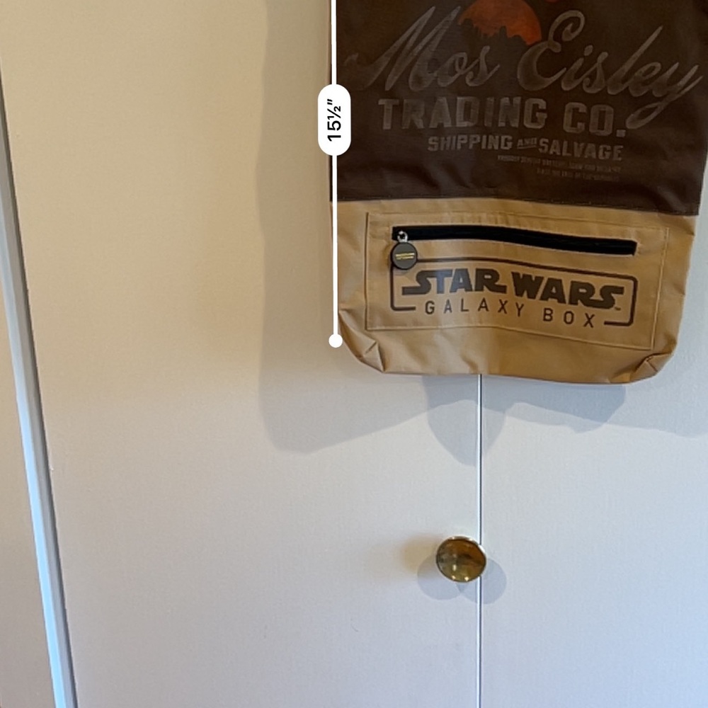 NWT Disney Star Wars Mos Eisley Trading Post Galaxy Box tote bag - Picture 5 of 6